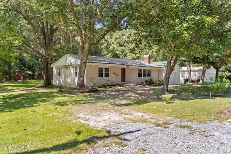 1601 Midway Road SE Bolivia NC 28422