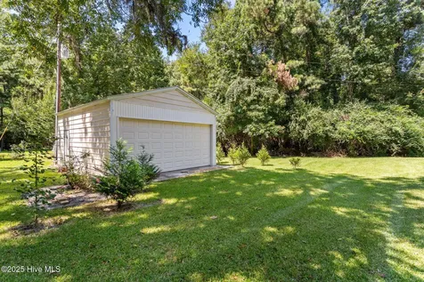 1601 Midway Road SE Bolivia NC 28422