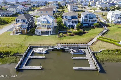 1806 Urchin Lane SE Bolivia NC 28422