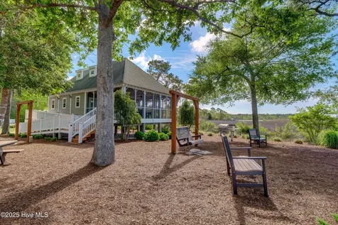 1806 Urchin Lane SE Bolivia NC 28422