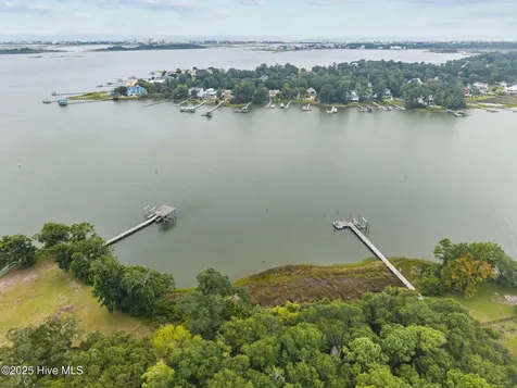 128 Missie Cove Lane Sneads Ferry NC 28460