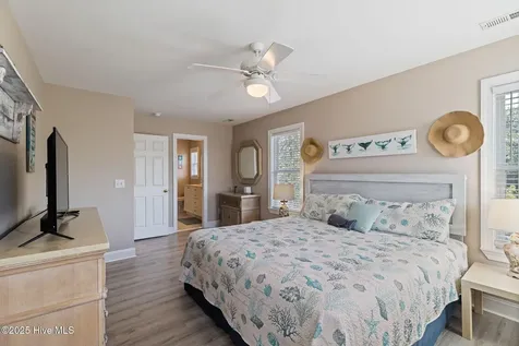 106 SE 44th Street Oak Island NC 28465