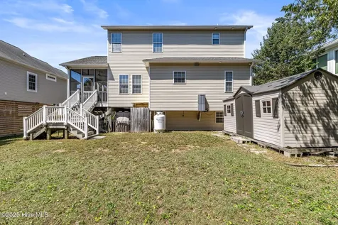 106 SE 44th Street Oak Island NC 28465