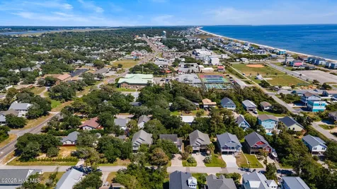 106 SE 44th Street Oak Island NC 28465