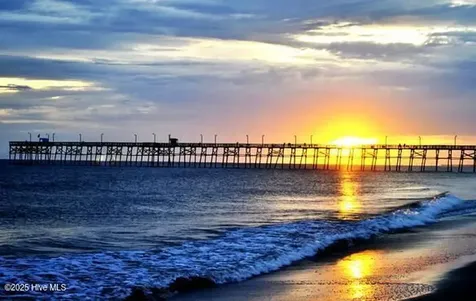 106 SE 44th Street Oak Island NC 28465