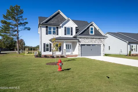 101 Sunny Acres Lane Clinton NC 28328