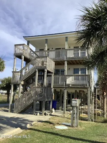 111 Phil Harris Lane North Topsail Beach NC 28460