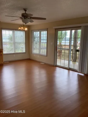 111 Phil Harris Lane North Topsail Beach NC 28460