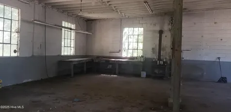 308 N Commerce Street Aulander NC 27805