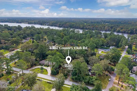 4507 Country Club Road Trent Woods NC 28562