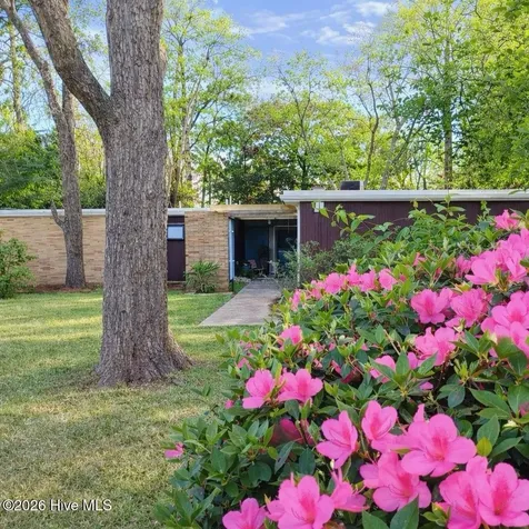 4507 Country Club Road Trent Woods NC 28562