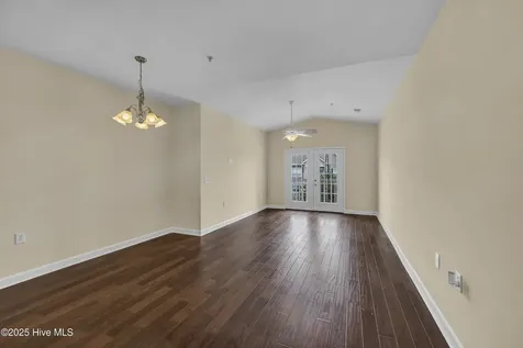 618 Condo Club Drive Wilmington NC 28412