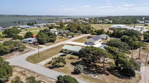 124 Stewart Road Harkers Island NC 28531