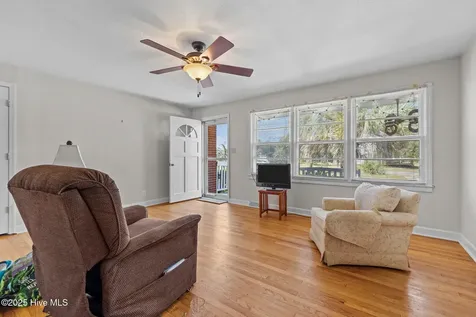 124 Stewart Road Harkers Island NC 28531
