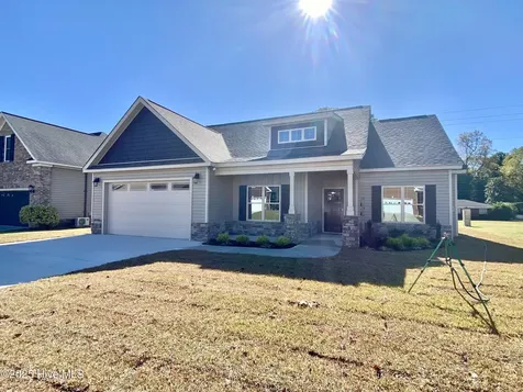 104 Kingston Circle Goldsboro NC 27530