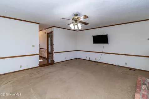 206 Maplewood Drive Goldsboro NC 27534