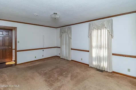 206 Maplewood Drive Goldsboro NC 27534
