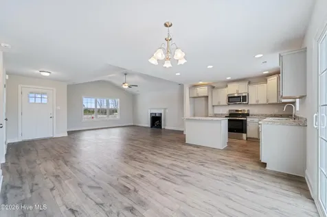 121 Sanctuary Street Jacksonville NC 28546