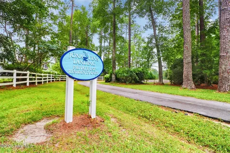 101 Cummins Creek Road Beaufort NC 28516