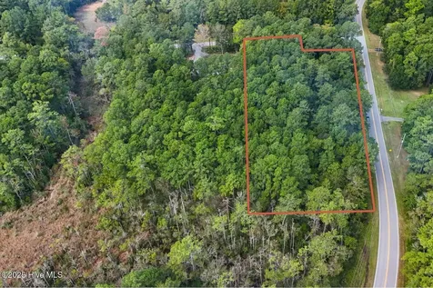 101 Cummins Creek Road Beaufort NC 28516