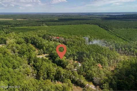 101 Cummins Creek Road Beaufort NC 28516