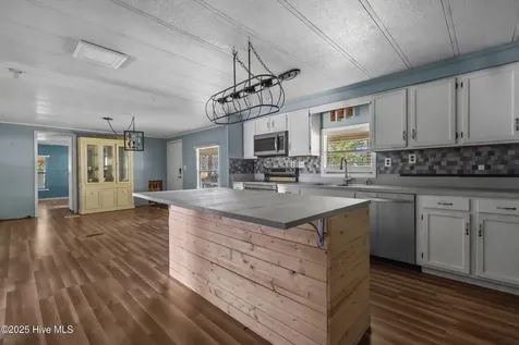 670 Calabash Road NW Calabash NC 28467