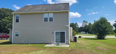 523 Huffmantown Road Richlands NC 28574