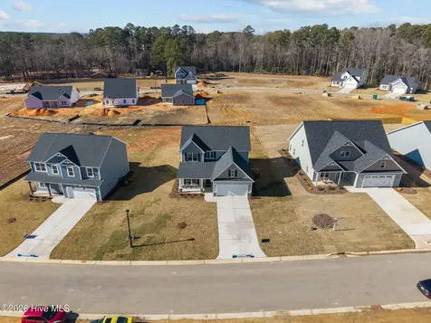 275 Elijah Way Vass NC 28394