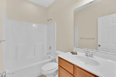 4178 Cambridge Cove Circle SE Southport NC 28461