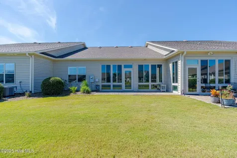 4178 Cambridge Cove Circle SE Southport NC 28461