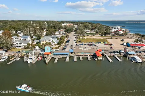 4178 Cambridge Cove Circle SE Southport NC 28461