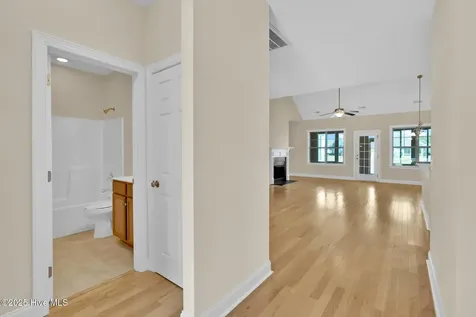 4178 Cambridge Cove Circle SE Southport NC 28461