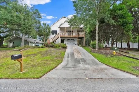 104 SW 30th Street Oak Island NC 28465