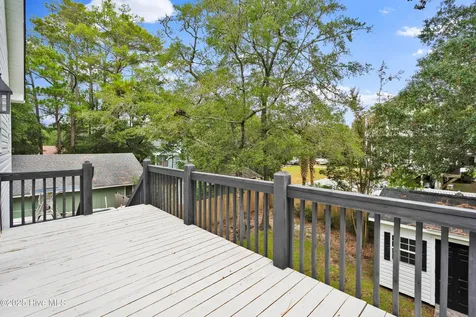 104 SW 30th Street Oak Island NC 28465