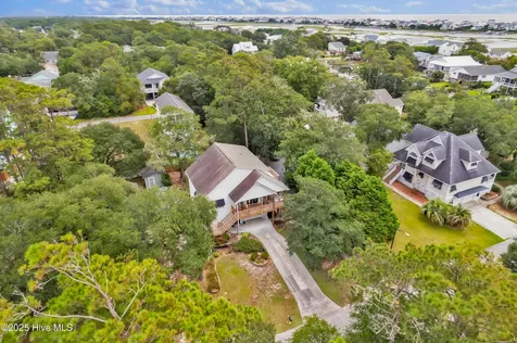 104 SW 30th Street Oak Island NC 28465