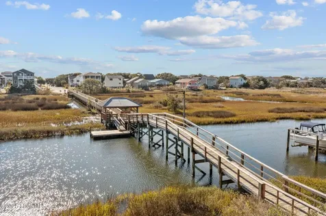 104 SW 30th Street Oak Island NC 28465