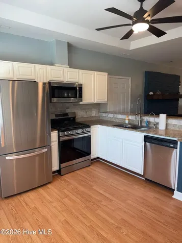 477 Harkers Island Road Beaufort NC 28516