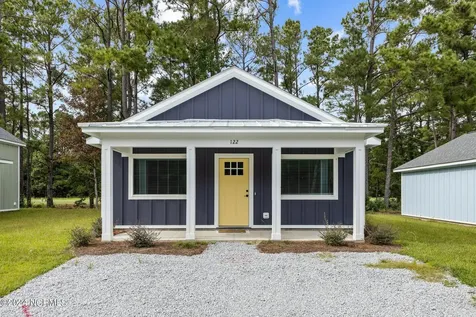177 Long Pond Loop Swansboro NC 28584