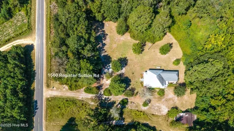 1560 Register Sutton Road Rose Hill NC 28458
