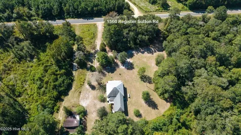 1560 Register Sutton Road Rose Hill NC 28458