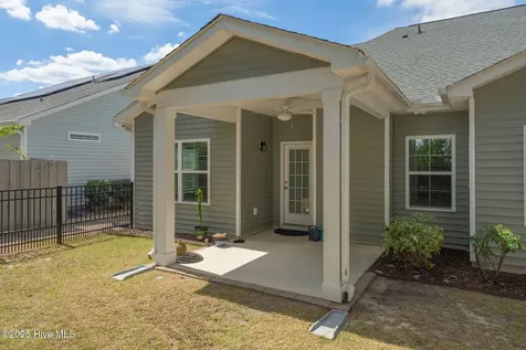 176 Collins Way Hampstead NC 28443