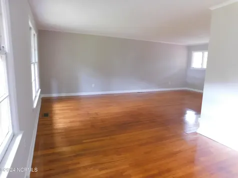 1303 Franklin Avenue Laurinburg NC 28352