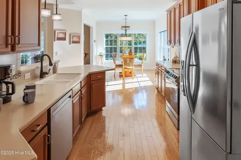 2702 Shady Pine Circle Southport NC 28461
