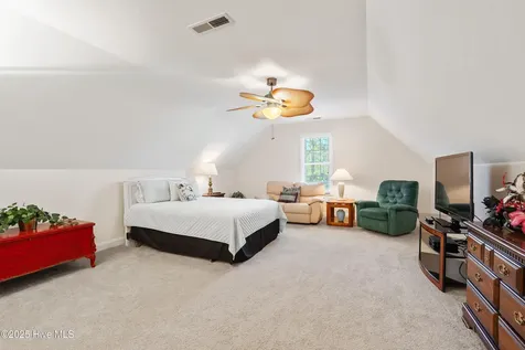 2702 Shady Pine Circle Southport NC 28461