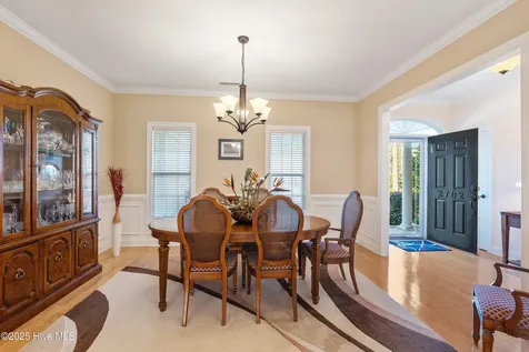 2702 Shady Pine Circle Southport NC 28461