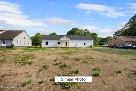 121 Danielle Drive Elizabeth City NC 27909