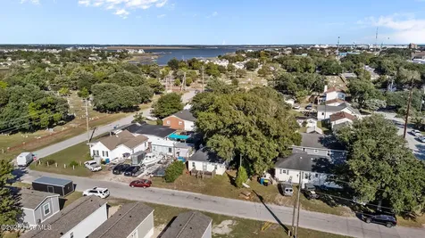 304 N 21st Street Morehead City NC 28557