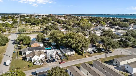 304 N 21st Street Morehead City NC 28557