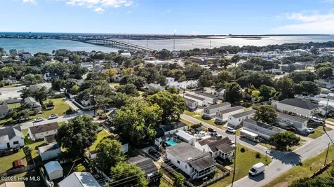 304 N 21st Street Morehead City NC 28557