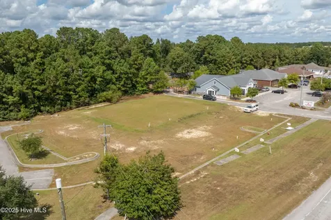 3585 Henderson Drive Jacksonville NC 28546